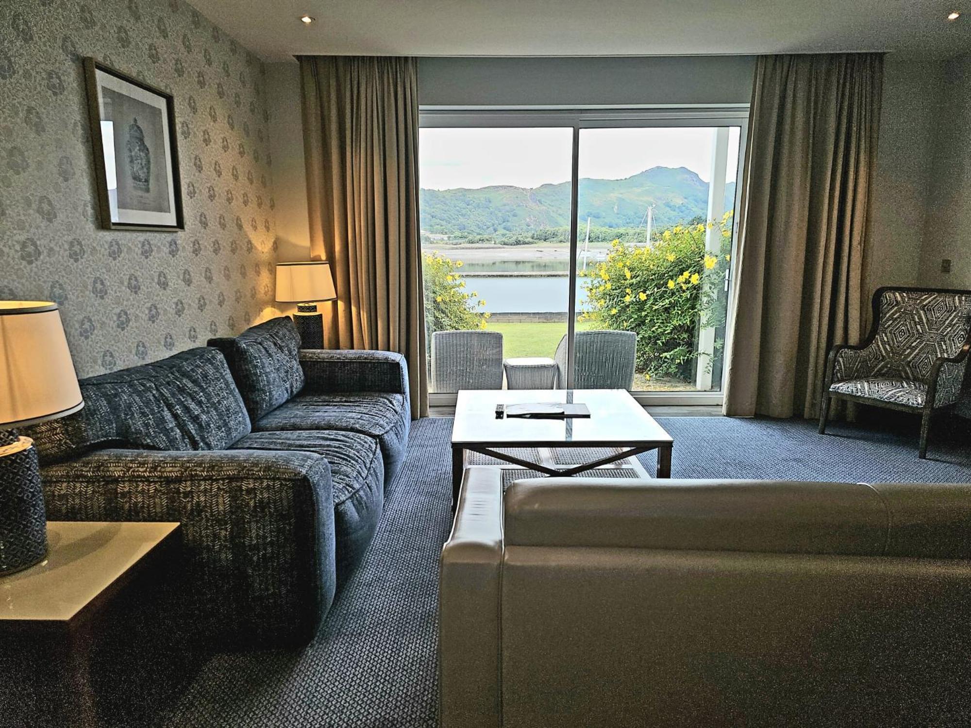 The Quay Hotel And Spa Конви Экстерьер фото
